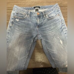 White House Black Market Girlfriend‎ Distressed Denim Jeans size 2